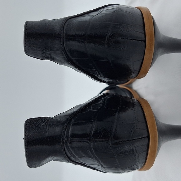 NEW Reiss Camille Embossed Leather & Neoprene Sandals - Picture 12 of 16